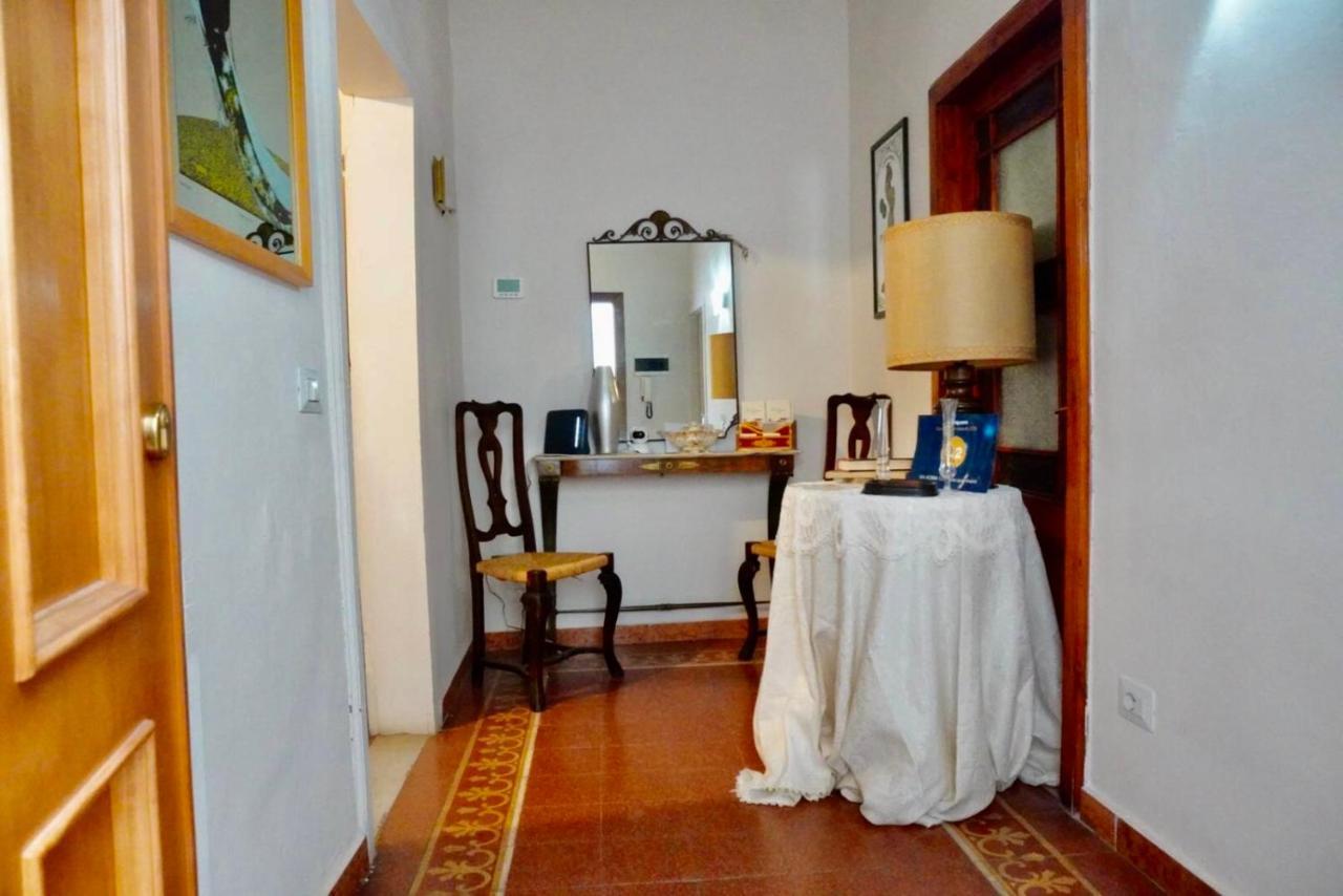 Suite Apartament Монтеваркі Екстер'єр фото